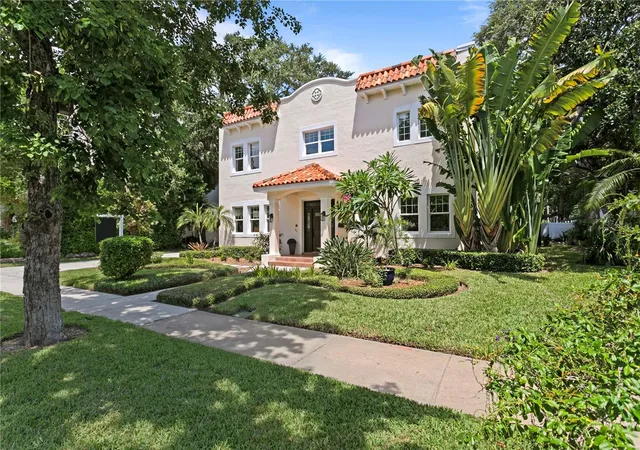 Photo 3 of Sale Pending at 4115 W Barcelona St, Tampa, FL 33629 | MLS# TB8481417 | Listing updated on 2026-09-01