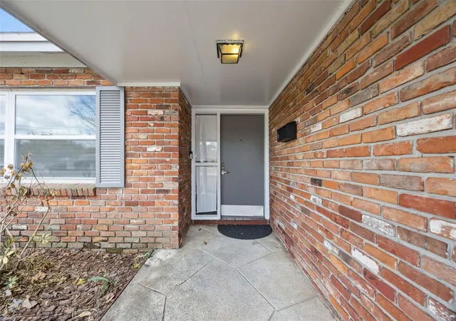5th image of 2504 Lauderdale Ct, Orlando, FL 32805 | MLS# O6386519