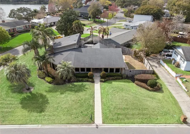 Photo 3 of Single family home for sale at 3226 S Osceola Ave, Orlando, FL 32806 | MLS# O6386545 | Listing updated on 2026-09-12