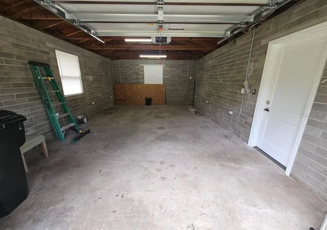 Homes for sale in Gainesville, FL | 903 Nw 33Rd Ave, Gainesville, FL 32609 | MLS# O6386547