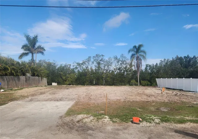 Photo 1 of Land for sale at 3203 W Shell Point Rd, Ruskin, FL 33570 | MLS# TB8481512 | Listing updated on 2026-05-06