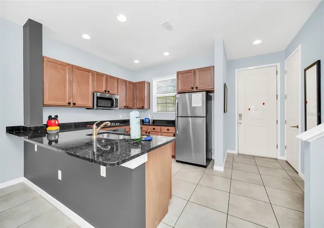 Photo 4 of Townhouse for sale at 2607 Corvette Ln, Kissimmee, FL 34746 | MLS# O6386597 | Listing updated on 2026-08-10