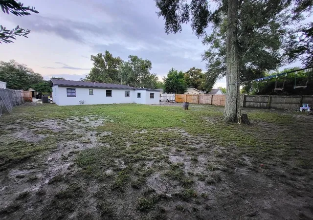4th image of 995 Emerald Dr, Mount Dora, FL 32757 | MLS# TB8481533