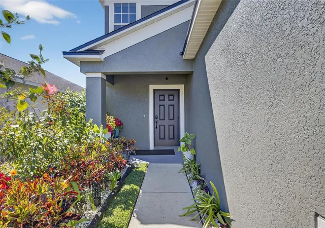 Photo 3 of Single family home for sale at 1504 Trailwater St, Ruskin, FL 33570 | MLS# TB8481568 | Listing updated on 2026-09-18