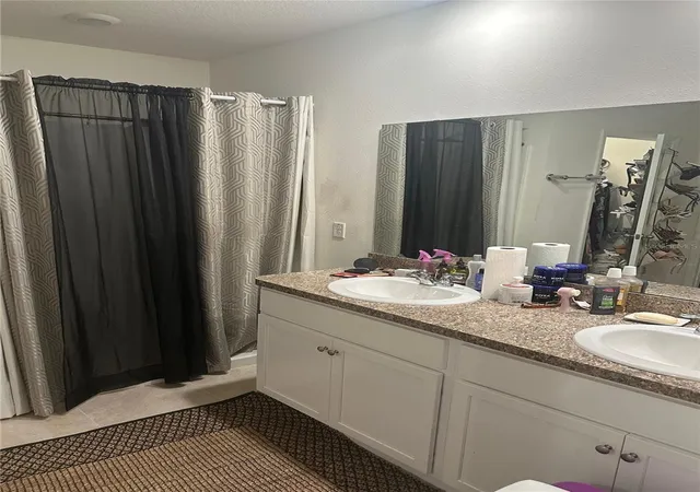 Photo 5 of Single family home for sale at 303 Alencon Way, Kissimmee, FL 34759 | MLS# S5144839 | Listing updated on 2026-03-20