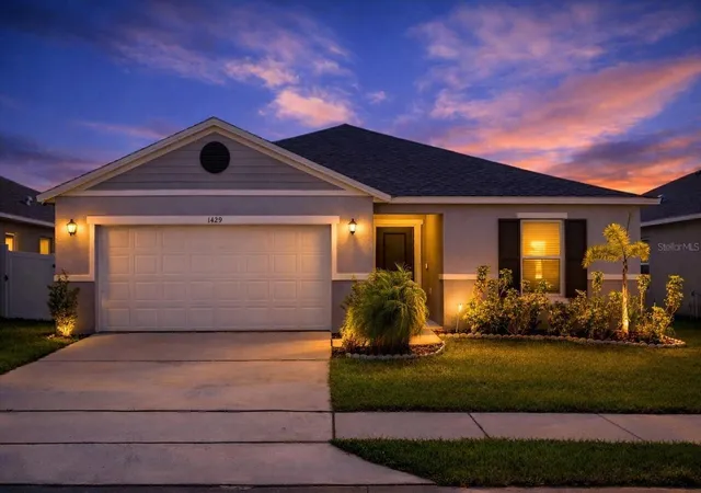 Homes for sale in Auburndale, FL | 1429 Mattie Pointe Ln, Auburndale, FL 33823 | MLS# O6386646