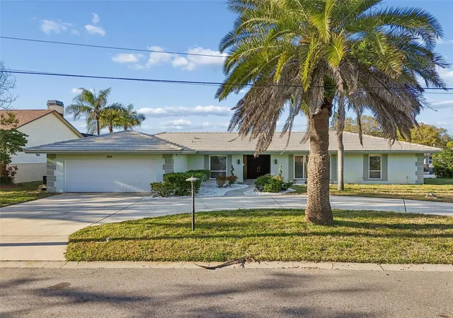 1st image of 4415 Clearwater Harbor Dr N, Largo, FL 33770 | MLS# TB8481601