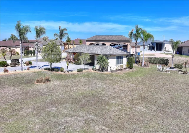 41st image of 561 Meandering Wy, Polk City, FL 33868 | MLS# L4959843