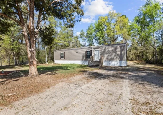 Homes for sale in Williston, FL | 11061 Ne 65th Ln, Williston, FL 32696 | MLS# GC538035