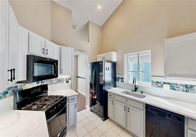 Photo 2 of Sale Pending at 3016 Crystal Crk Blvd, Orlando, FL 32837 | MLS# O6386695 | Listing updated on 2026-08-28