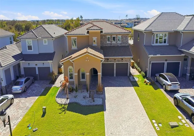 4th image of 16131 Volterra Pt, Bella Collina, FL 34756 | MLS# S5144867