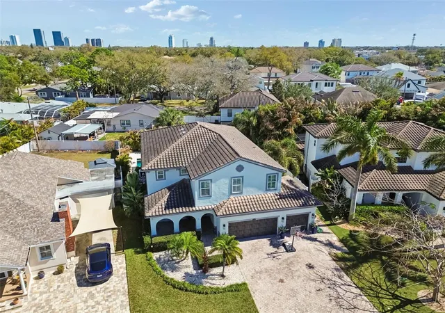 Homes for sale in Tampa, FL | 3610 E Clark Cir, Tampa, FL 33629 | MLS# TB8481658