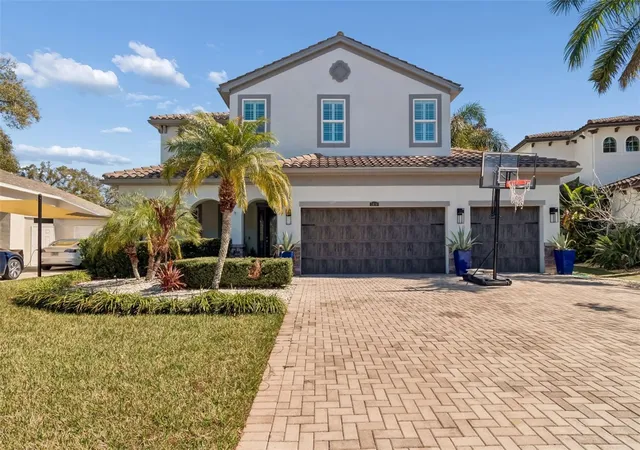 Homes for sale in Tampa, FL | 3610 E Clark Cir, Tampa, FL 33629 | MLS# TB8481658