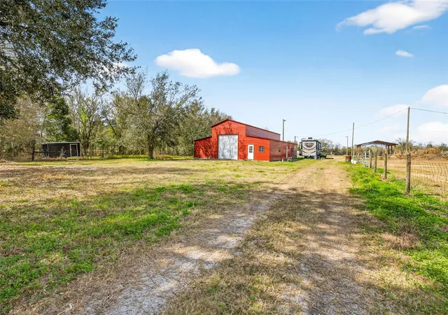 Homes for sale in Plant City, FL | 4361 Cooper Rd, Plant City, FL 33565 | MLS# TB8481664