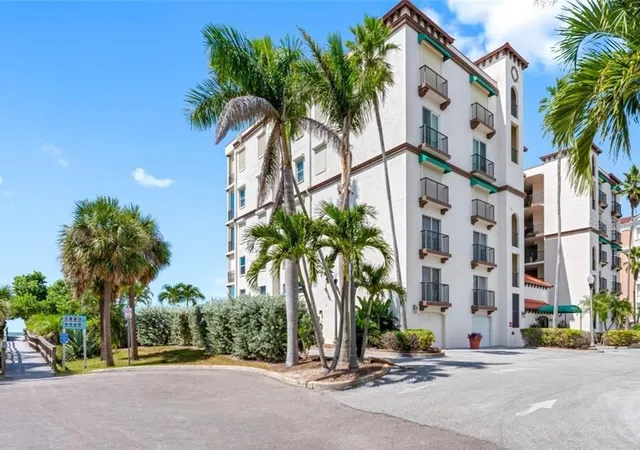 1st image of 200 121st Ave #304, Treasure Island, FL 33706 | MLS# TB8481683