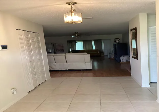 3rd image of 2512 Lancaster Dr, SUN CITY CENTER, FL 33573