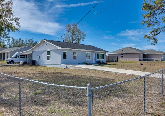 2nd image of 9782 Se 157th Ln, Summerfield, FL 34491 | MLS# OM719869