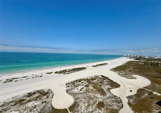 3rd image of 1290 Gulf Blvd, Clearwater, FL 33767