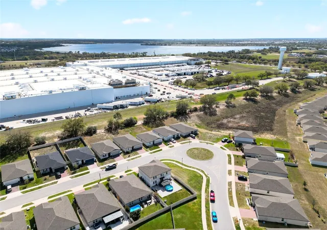 62nd image of 953 Cambridge Dr, Winter Haven, FL 33881 | MLS# O6386825