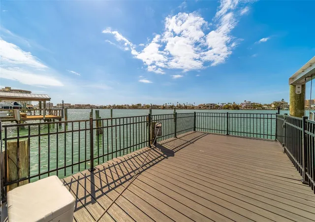 5th image of 824 Island Wy, Clearwater Beach, FL 33767 | MLS# TB8481851