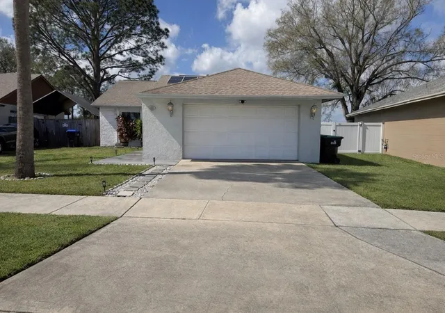 Homes for sale in Orlando, FL | 2217 Paprika Dr, Orlando, FL 32837 | MLS# S5144905