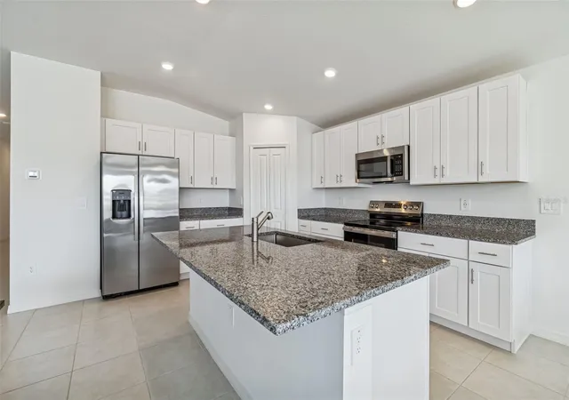 Photo 3 of Single family home for sale at 4530 Cozy Condor Ct, Bartow, FL 33830 | MLS# TB8481924 | Listing updated on 2026-07-15