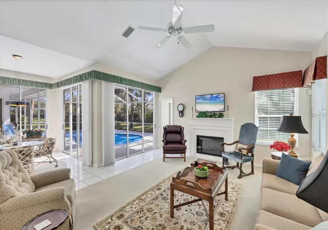 Photo 4 of Single family home for sale at 8684 Woodbriar Dr, Sarasota, FL 34238 | MLS# A4684548 | Listing updated on 2026-07-02