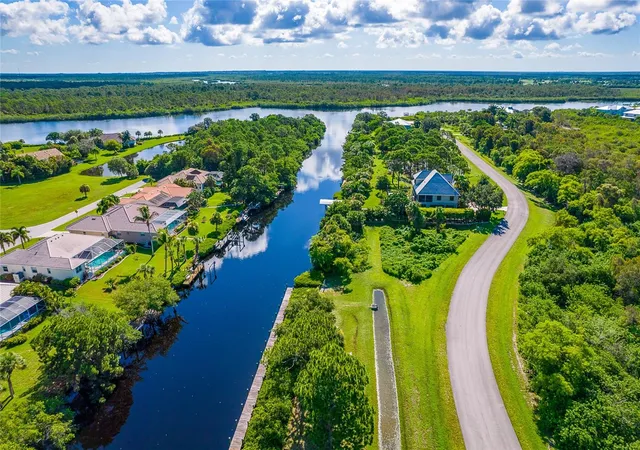 4th image of 10160 Creekside Dr, Placida, FL 33946 | MLS# D6146407