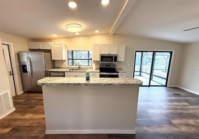 2nd image of 2055 S Floral Ave #214, Bartow, FL 33830 | MLS# L4959868