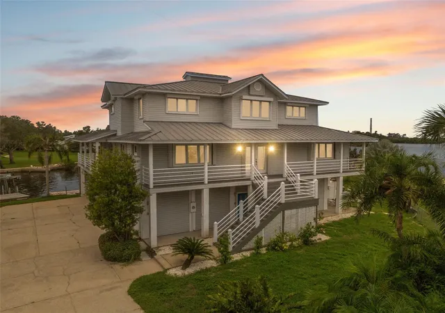 1st image of 1906 Gulfview Dr, Holiday, FL 34691 | MLS# TB8482035
