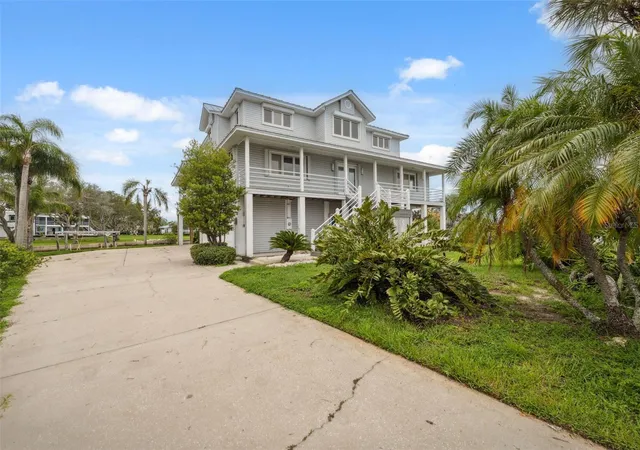 4th image of 1906 Gulfview Dr, Holiday, FL 34691 | MLS# TB8482035