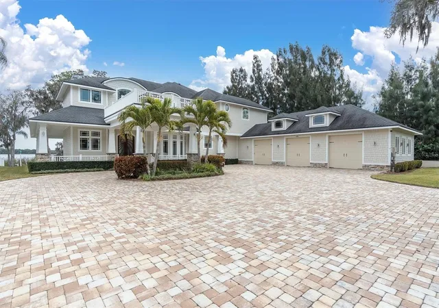 3rd image of 4650 Ridge View Rd, Palm Harbor, FL 34684 | MLS# TB8482036