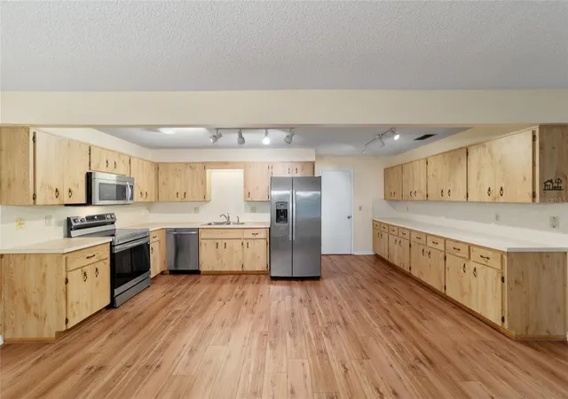 3rd image of 8890 Sw 96Th St #B, Ocala, FL 34481 | MLS# OM719935