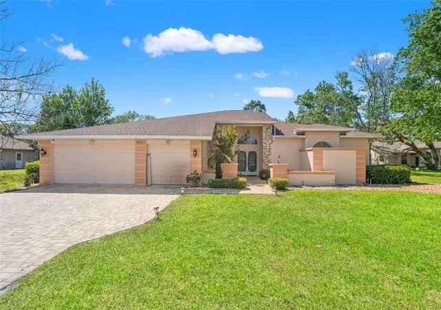 Photo 1 of Single family home for sale at 4071 Black Oak Trl, Brooksville, FL 34604 | MLS# TB8482109 | Listing updated on 2026-09-18