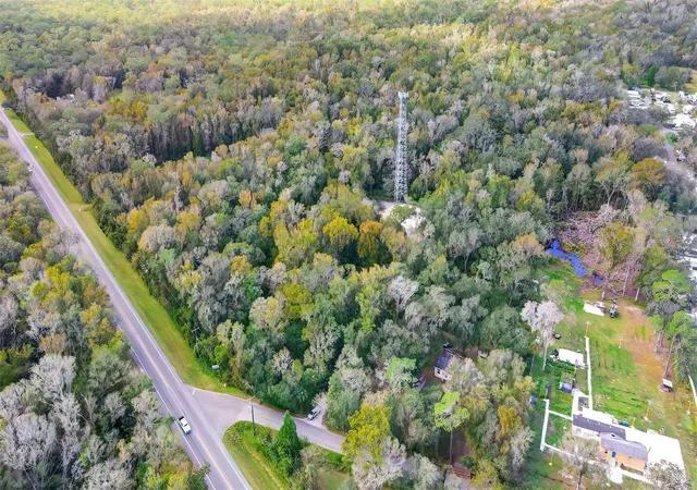 3rd image of 14902 Dead River Rd, Thonotosassa, FL 33592 | MLS# TB8482130
