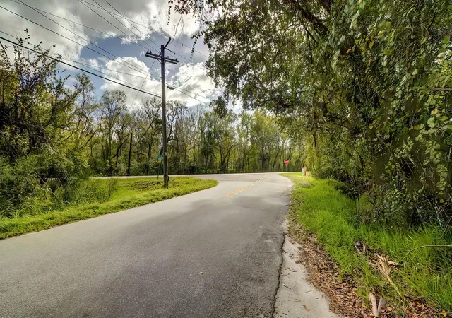 5th image of 14902 Dead River Rd, Thonotosassa, FL 33592 | MLS# TB8482130