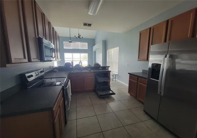 5th image of 2734 Rochelle Dr, Winter Haven, FL 33881 | MLS# G5109004