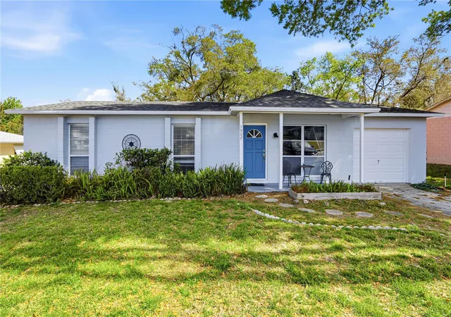 1st image of 1907 Leslie Ann Ln, Ocoee, FL 34761 | MLS# O6387084