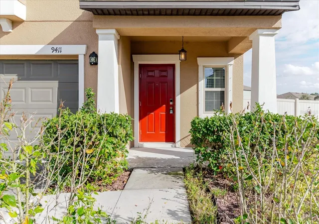 5th image of 9411 Lemon Drop Loop, Sun City Center, FL 33573 | MLS# TB8482162