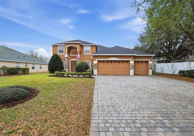 1st image of 1042 Spinning Wheel Dr, Apopka, FL 32712 | MLS# O6387165