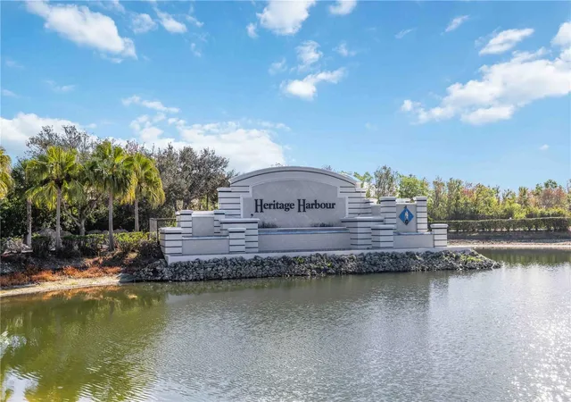 4th image of 8725 Stone Harbour Loop, Bradenton, FL 34212 | MLS# A4684657