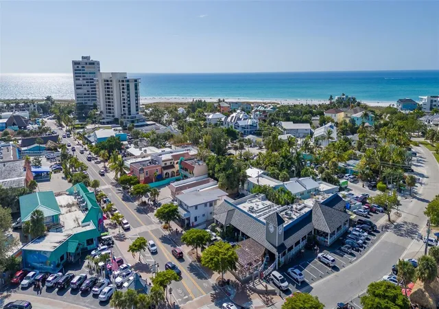 Homes for sale in Sarasota, FL | 5600 Beach Way Drive, Sarasota, FL 34242 | Houzeo
