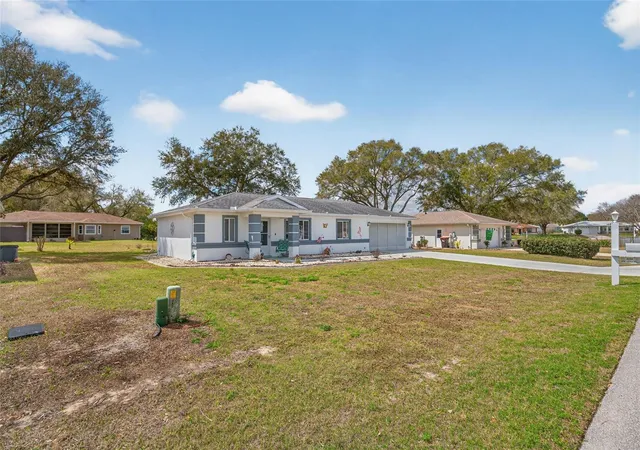 Photo 2 of Single family home for sale at 6196 Sw 101st Place, Ocala, FL 34476 | MLS# OM719965 | Listing updated on 2026-03-06