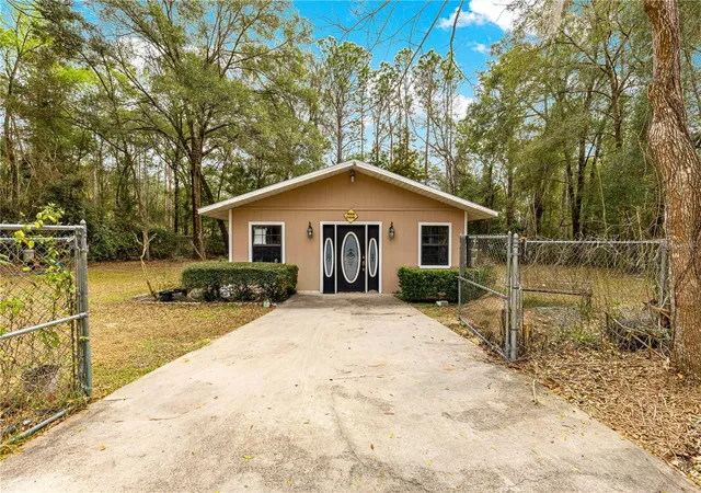 Photo 3 of Single family home for sale at 4551 SW 129th Court, Ocala, FL 34481 | MLS# OM719967 | Listing updated on 2026-09-08