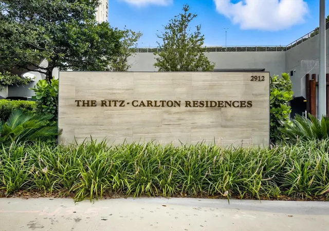 Homes for sale in Tampa, FL | 3101 Bayshore Blvd #504, Tampa, FL 33629 | MLS# TB8482386