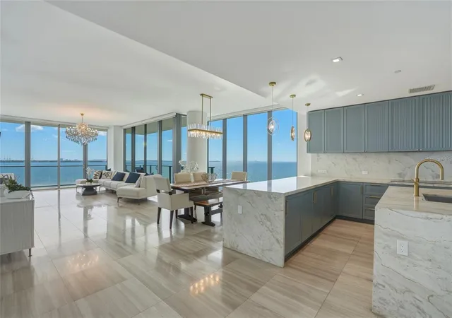 Homes for sale in Tampa, FL | 3101 Bayshore Blvd #504, Tampa, FL 33629 | MLS# TB8482386