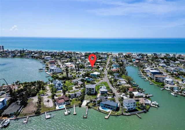 2nd image of 15822 Redington Dr, Redington Beach, FL 33708 | MLS# TB8482418