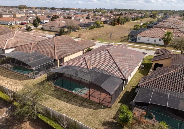 Photo 4 of Single family home for sale at 355 Villa Sorrento Cir, Haines City, FL 33844 | MLS# S5145021 | Listing updated on 2026-09-05