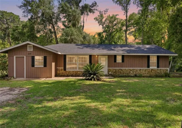 1st image of 4300 Ne 132nd Pl, Anthony, FL 32617 | MLS# GC538117