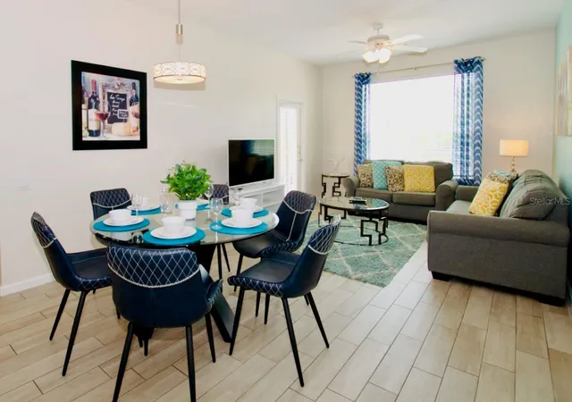 Listing Photo 4 - Condo for sale in building located at 4802 Cayview Ave, Orlando, FL 32819 - Unit #204